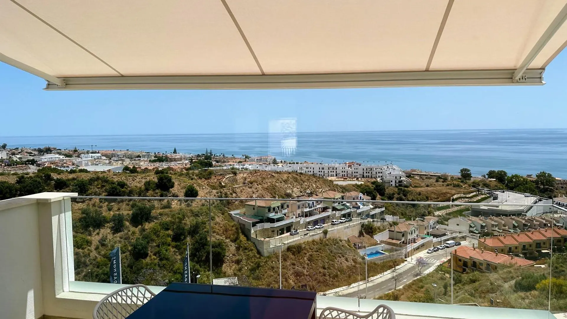 Heerlijk Penthouse, Dakterras Met Prachtig Zeezicht, Kingsize Bed, Zwembad, 700M Van Strand Torre de Benagalbon